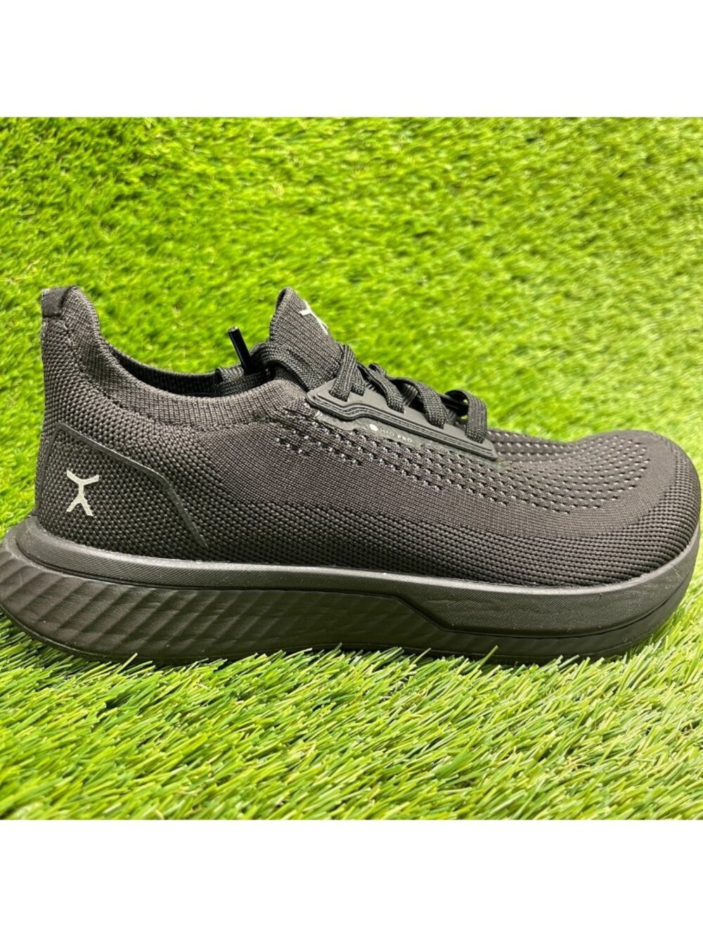 Flux Adapt Runner H2O Pro Black Womens Size 7 Athletic Running Shoes Sneakers